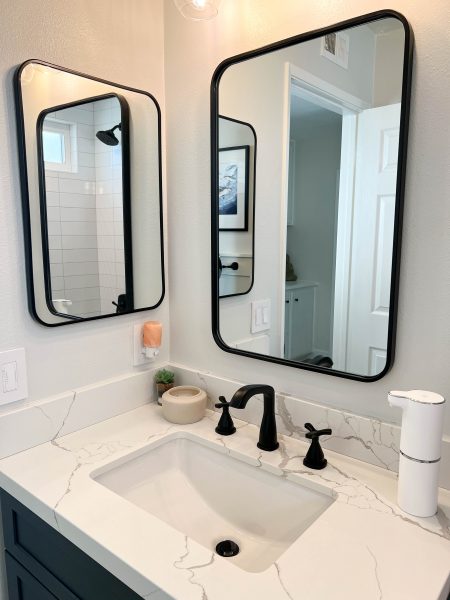 Matte-Black-Bathroom-Fixtures