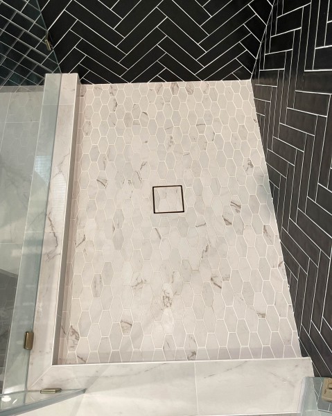 Marble-look-shower-pan-tile
