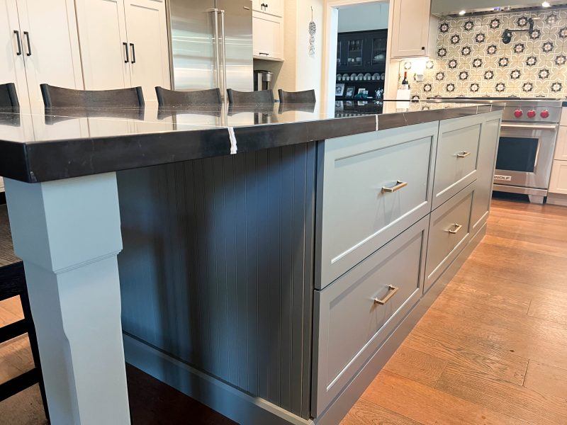 Green-Kitchen-Cabinets