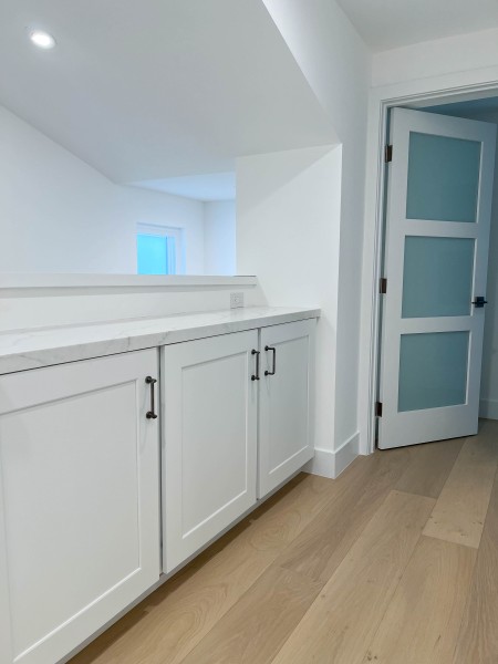 Built-In-Linen-Storage