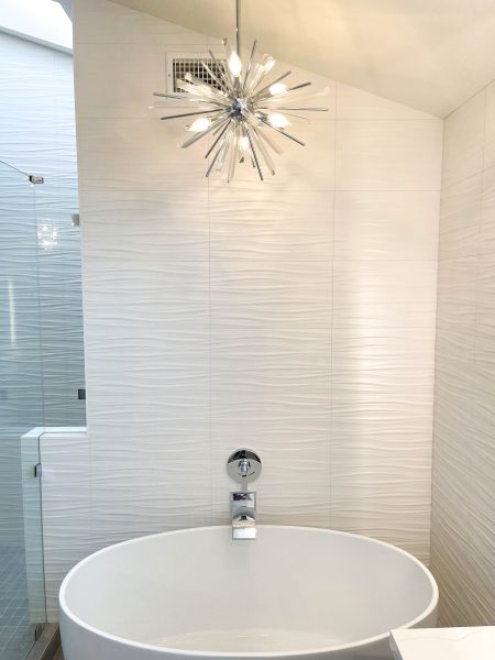 Wall-mounted-tub-fixture