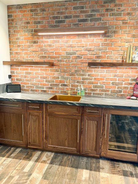 Bar-with-brick