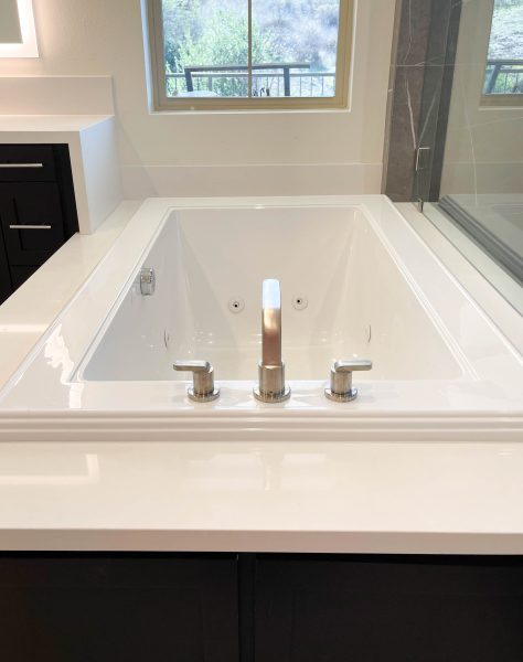 Built-in-tub-surround