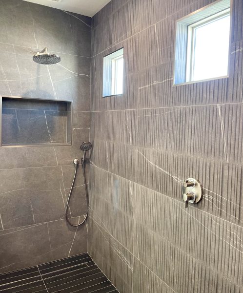 Decorative-shower-tile