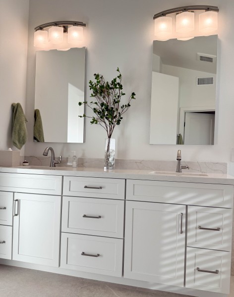 Master-Bathroom-Vanity-Design