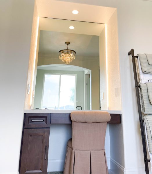 Traditional-makeup-vanity