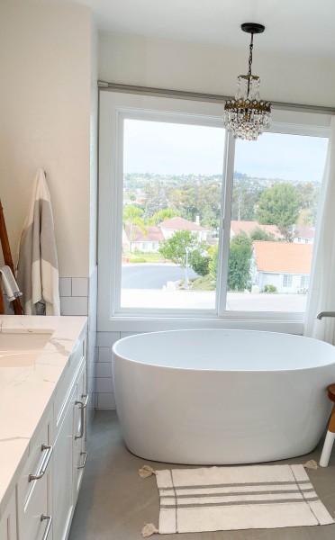 Spa-meets-farmhouse-bathroom-design