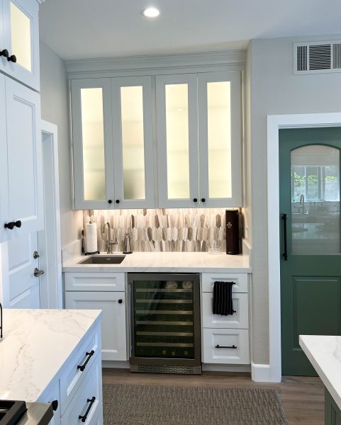 Cabinet-Lighting-Design