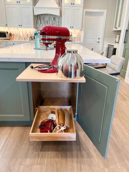 Standing-Mixer-Cabinet