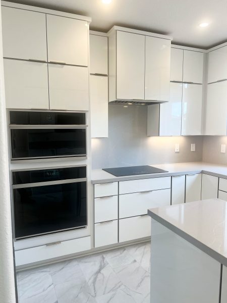 Kitchen-with-Countersplash