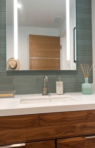 Natural-toned-bathroom-design