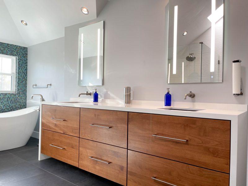 Mid-Century-Modern-Master-Bath