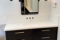 Clean-modern-bathroom-remodel