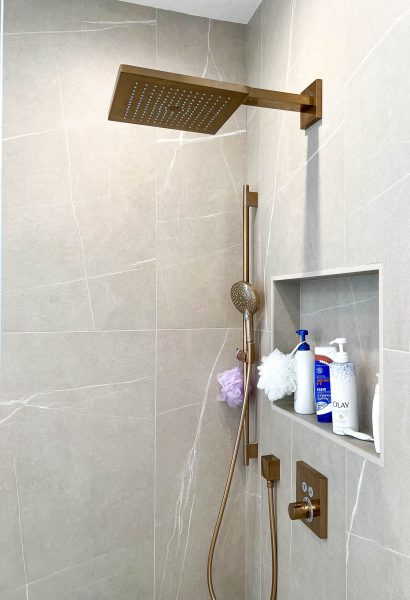 Gold-tone-rainhead-shower