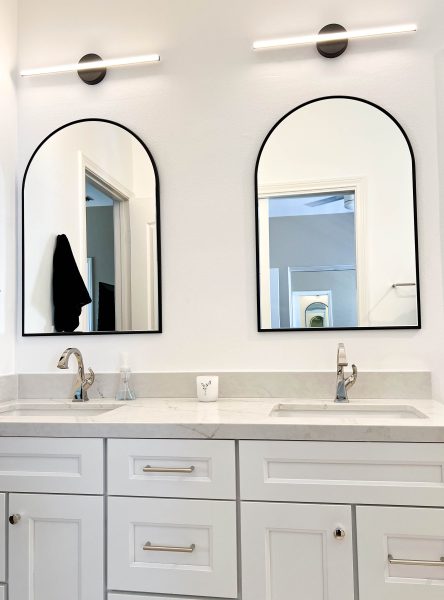 Modern-Contemporary-Guest-Bathroom