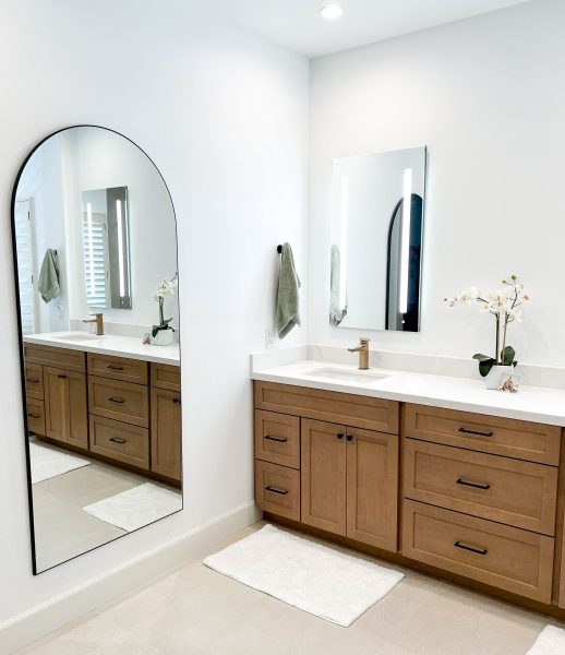 Neutral-Toned-Bathroom