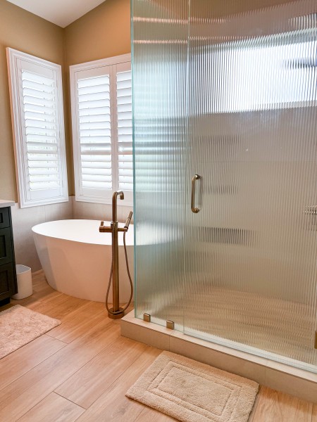 Reeded-Shower-Glass