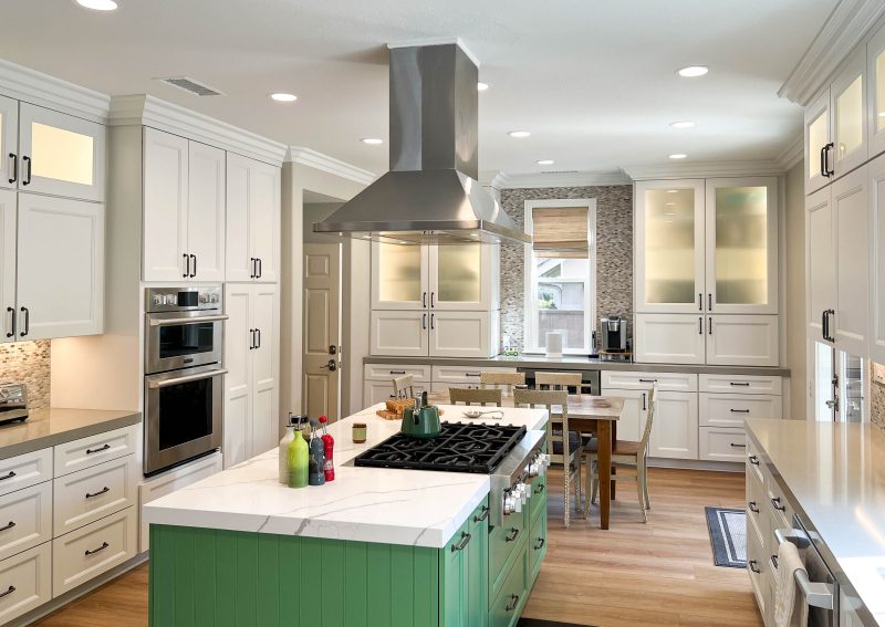 Green-and-White-Kitchen-Renovation