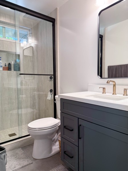 Modernized-Guest-Bathroom-Design