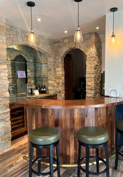 Walnut-Bar