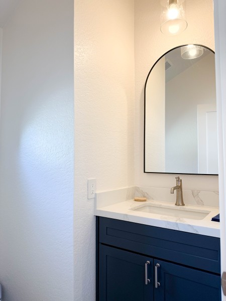 Navy-Blue-Bathroom-Vanity