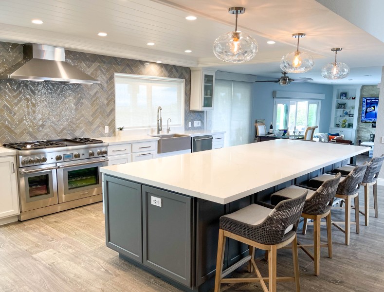 Transitional-kitchen-island