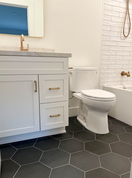 Guest-Bathroom-Vanity-Design