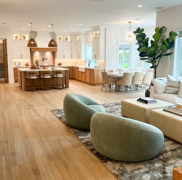 Quiet-Luxury-Living