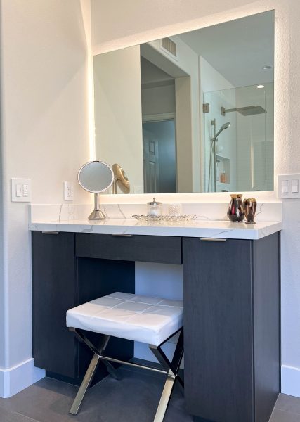 Modern-Makeup-Vanity