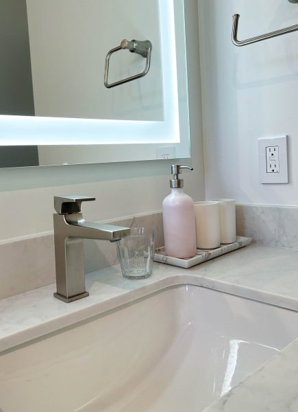 Brushed-Nickel-Bathroom-Fixtures