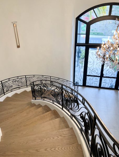 Grand-Entry-Design