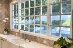 Spacious-White-Grey-Kitchen