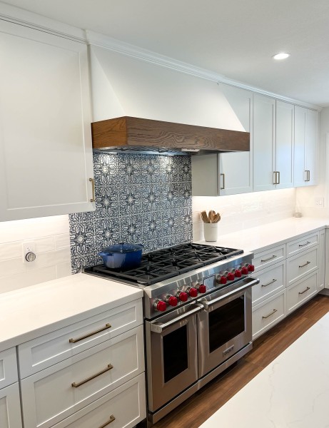 Spanish-Inspired-Backsplash
