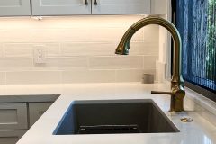 Undermount-kitchen-sink