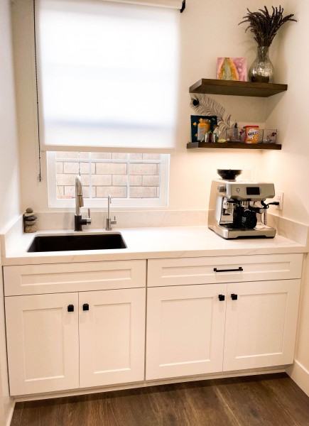 White-Shaker-Wet-bar