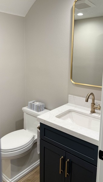 Dark-Blue-Powder-Vanity