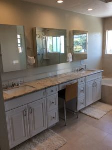 include double vanities in master bathroom remodel