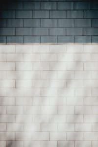 general contractors use ceramic tile in bathroom for durability