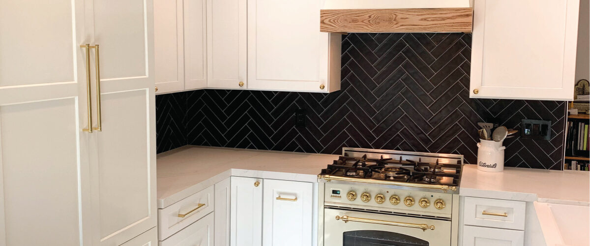 Farmhouse Inspired Kitchen with Black Backsplash