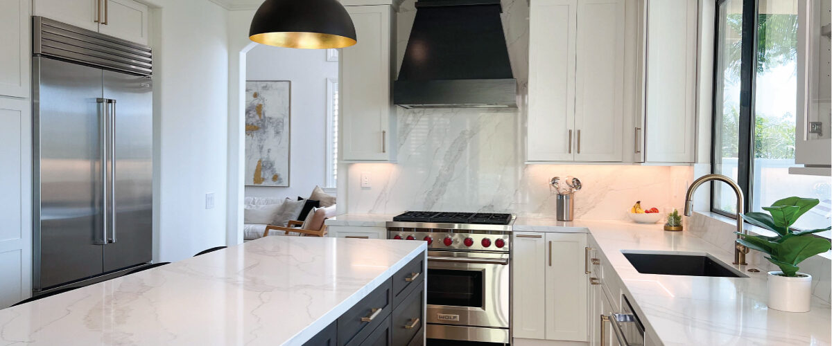 Contrast in Harmony Kitchen