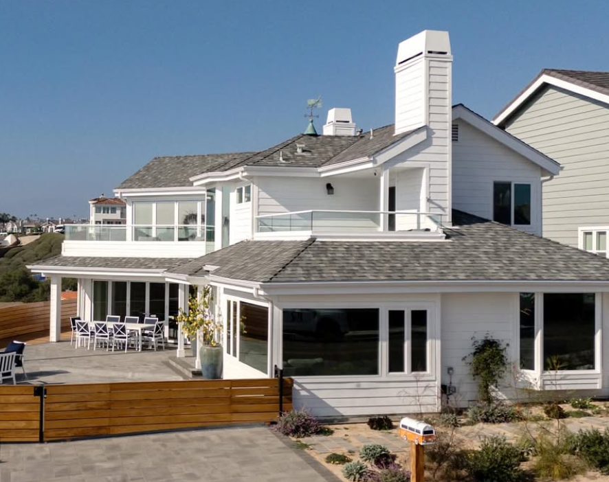 Dana Point general contractors after photo home patio mahogany fence gray pavers