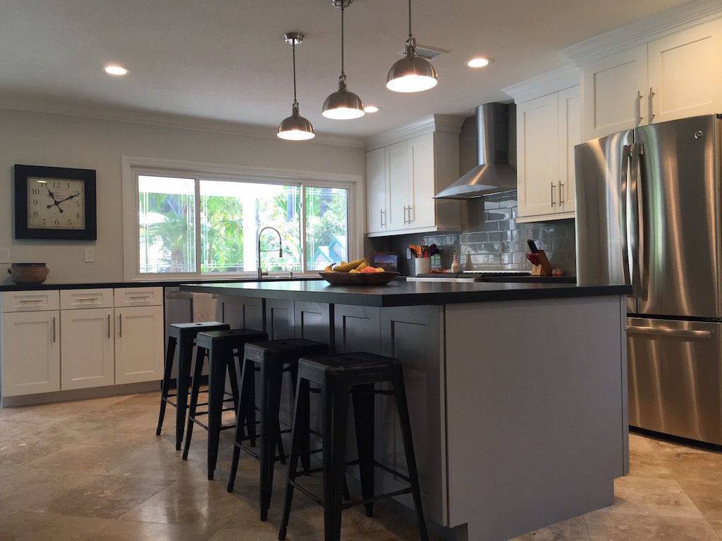 local home remodeling contractors create custom kitchens in Mission Viejo
